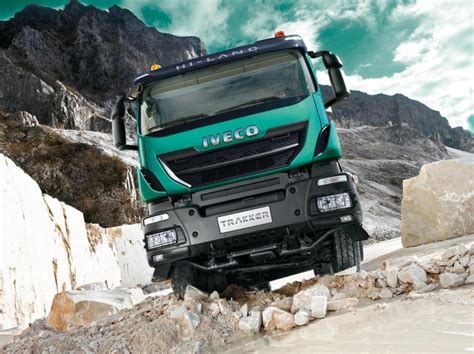 Грузовой автомобиль Iveco Trakker: описание