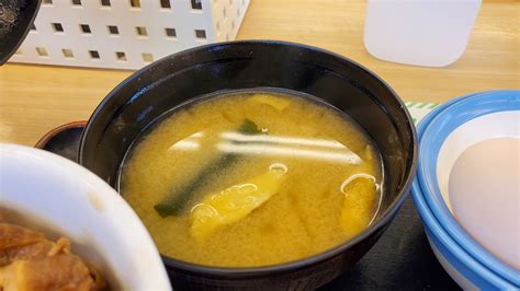 松屋味噌汁は無料でおかわりや持ち帰り可能？まずい？おいしい？実食レポ しんたろす＠にわかモノブログ