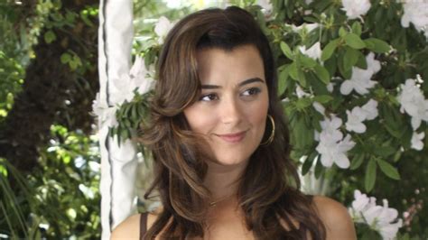 The Stunning Transformation Of Cote De Pablo