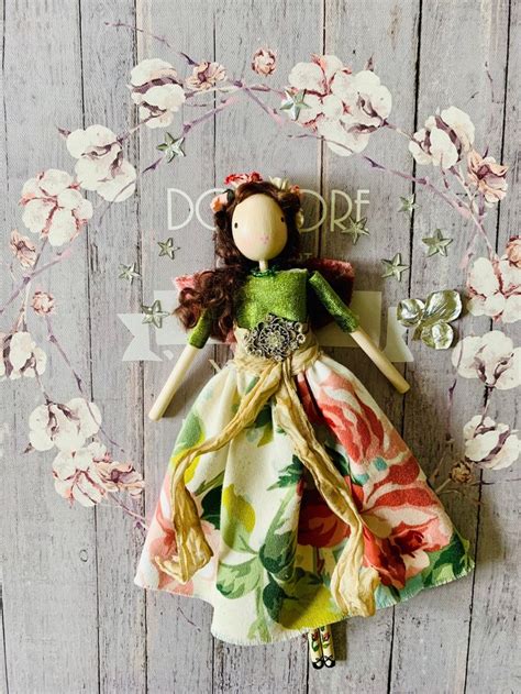 Pin By Jane Walsh On Dollmaker Studio Art Dolls Cloth Christmas