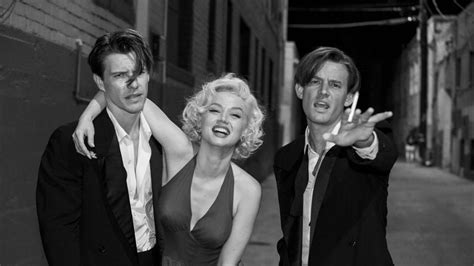 Los Dióscuros De Blonde ¿hizo Marilyn Monroe Un Trío Con Los Hijos De Chaplin Y Edward G