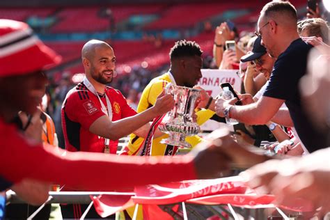 Man Utd Fans Have A Lot To Say About Sofyan Amrabat After Fa Cup Final