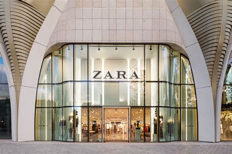 Zara To Close More Than 1000 Stores