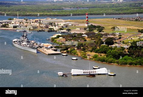 Pearl harbor memorial aerial hi-res stock photography and images - Alamy