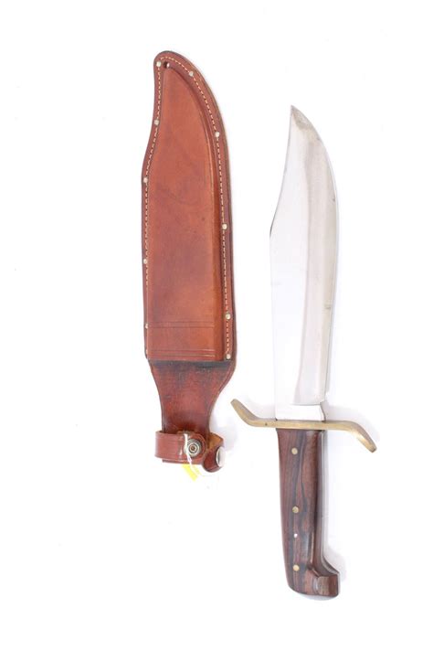 Lot 819 Good Quality Bowie Knife With Polished