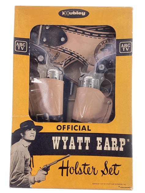 Lot Hubley Official Wyatt Earp Holster Set