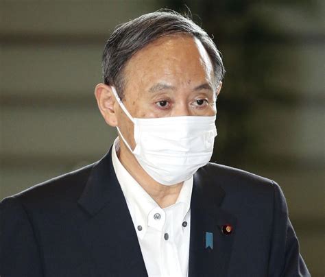 首相官邸に入る菅首相｜緊急事態宣言延長を今夕に決定 写真11｜産経ニュース