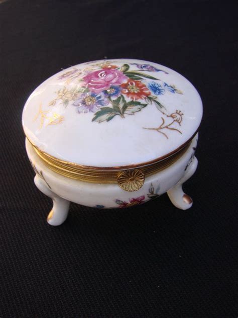 Vintage Porcelain Footed Jewelry Or Trinket Box Hinged Lid Etsy Trinket Boxes Vintage