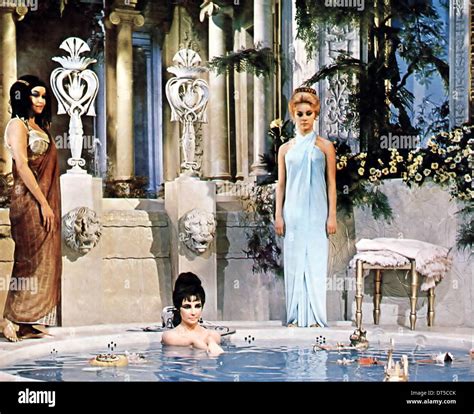 ISABEL COOLEY ELIZABETH TAYLOR & FRANCESCA ANNIS CLEOPATRA (1963 Stock ...