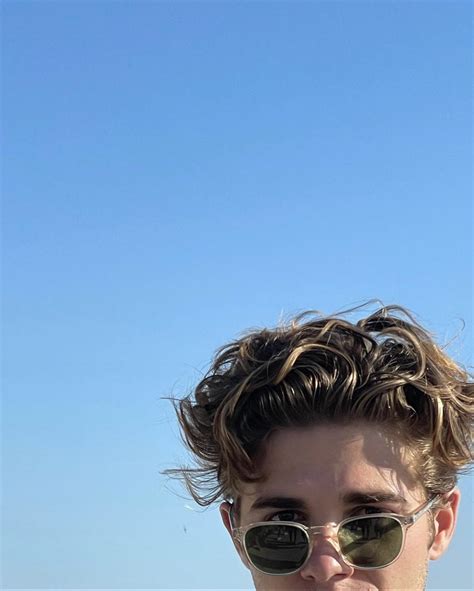 Help Iding This Pair Of Sunglasses Rsunglasses