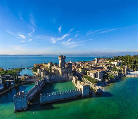 Îles Borromées lacs et Venise Voyages Girardot l Agence de tous vos