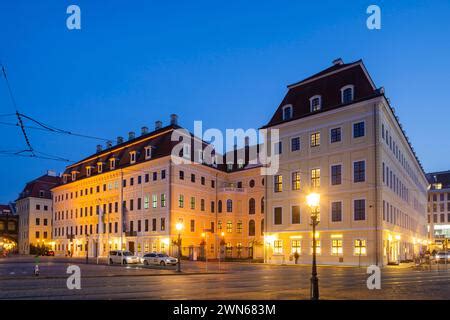 Dresda Altstadt Das Taschenbergpalais Wurde Ab Als Barockes