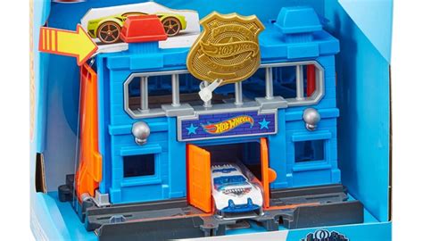 Hot Wheels Ecl Motorized Set Tire Shop Toys You Store