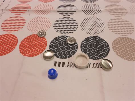 How to Make Fabric Buttons : 3 Steps (with Pictures) - Instructables