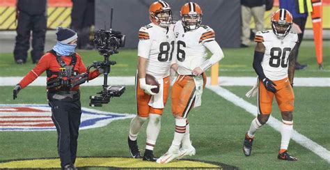 Baker Mayfield Leads Browns To First Playoff Win In Years