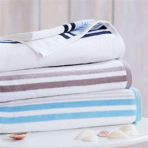 Luxury Beach Towels | LuxorLinens