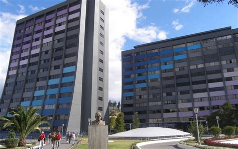 puce Pontificia Universidad Católica del Ecuador