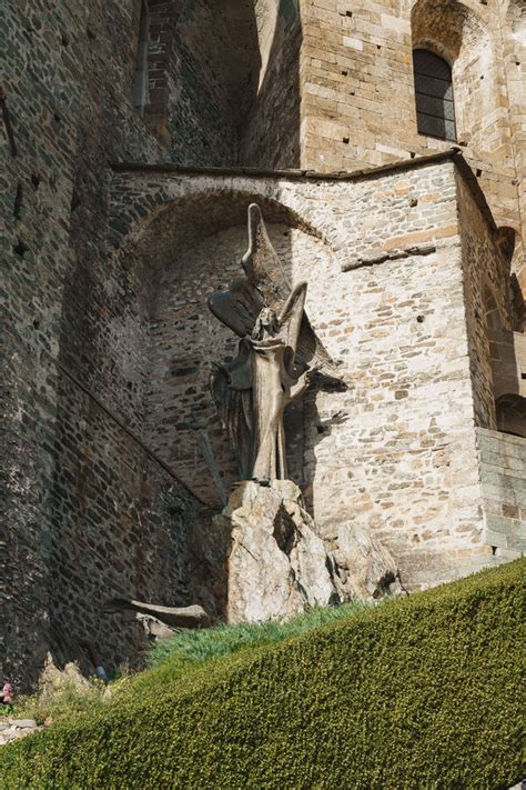 Sacra Di San Michele Photo Spot Sant Ambrogio Di Torino