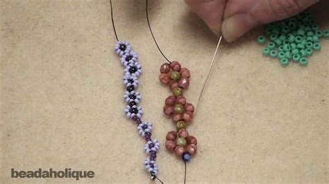 How To Bead Weave A Daisy Chain Youtube