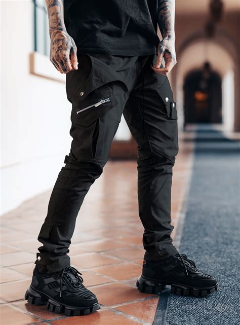 Utility Cargo Pants V11 In Black