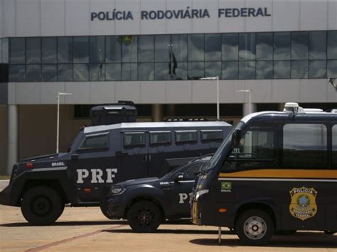 Comissão debate criação de datas comemorativas da Polícia Rodoviária