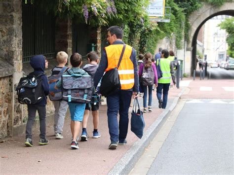 Pédibus Marchons Jusquà Lécole Ville De Chaville