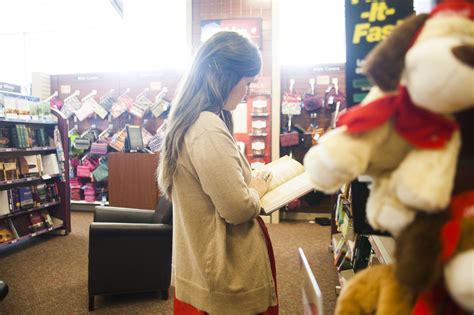 LifeWay store's customers find more than Bibles & books | Baptist Press