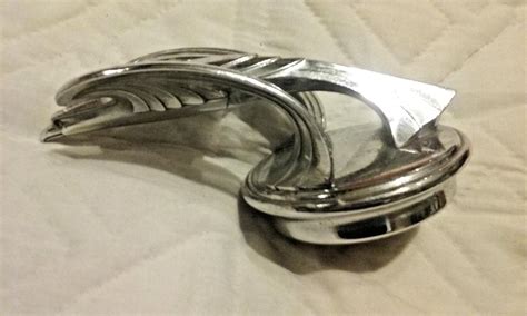 Antique 1930 1931 1932 Chevrolet Chevy Eagle Radiator Cap Hood Ornament