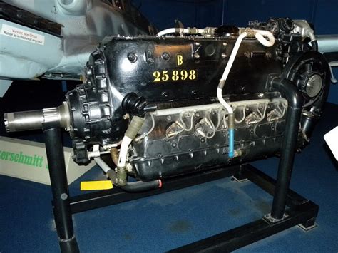 il daimler benz db  motore aeronautico della luftwaffe