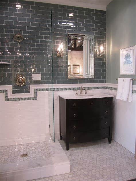 Glass Tiles For Bathroom Floor : How to tiling a bathroom floor - right ...