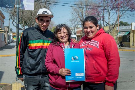 Azucena Méndez on Twitter RT JSchiaretti Los cordobeses trabajamos