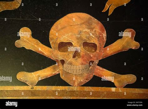 Templar Malta Knight Tomb Skull Skeleton Detail Stock Photo Alamy