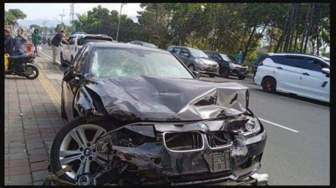 Kecelakaan Maut Orang Tewas Bmw Tabrakan Dengan Motor Sosok