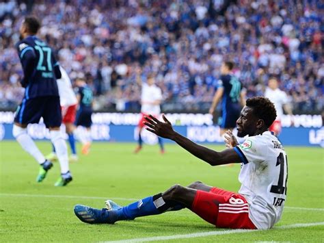 Hsv News Schwere Verletzung Jatta Verpasst Auch Den Saisonstart