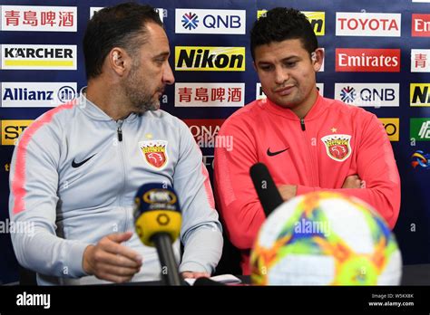 Head Coach Vitor Pereira Left And Brazilian Football Player Elkeson