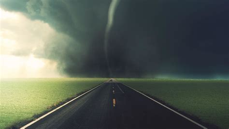 Tornado Desktop Wallpaper