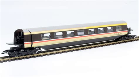 Rapido 924006 Apt E Single Carriage Intercity ‘swallow Livery