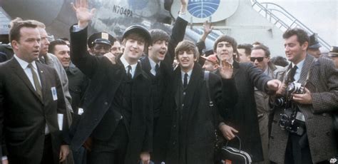 BBC Brasil Vídeos e Fotos Beatles 50 anos do primeiro grande sucesso