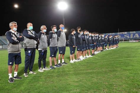 Serie D L Us Fasano Si Presenta Ai Tifosi Sul Proprio Manto Erboso Del