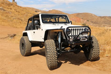Tricked-Out 2005 Jeep Wrangler LJ Drives Like a Buggy