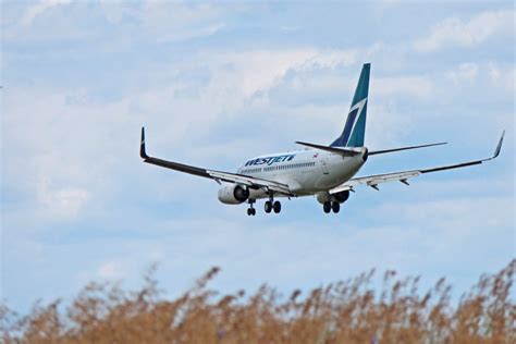 C Gwaz Westjet Boeing Of In Fleet