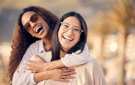 Friends Who Laugh Together Stay Together Two Young Women Spending