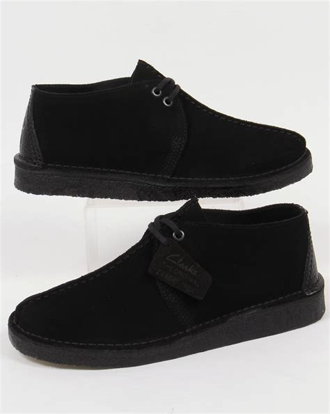 Clarks Originals Desert Trek Shoes In Suede Black