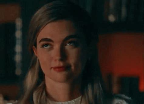 Jenny Boyd As Lizzie Saltzman In Legacies Season 3 Episode 6 Legacy