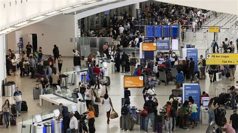 New York's JFK Airport terminal remains closed after power outage