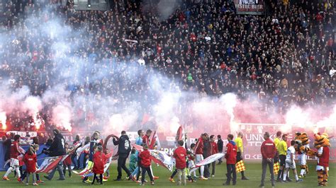 FC Utrecht: Anti-Semitic chants at Ajax match - Sports Illustrated