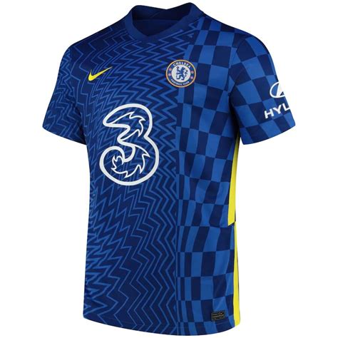 Les maillots de Chelsea 2021 2022 présentés par Nike footpack