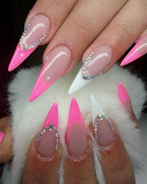 Pin By Ivett Vekony On Nails Sassy Nails Pink Stiletto Nails