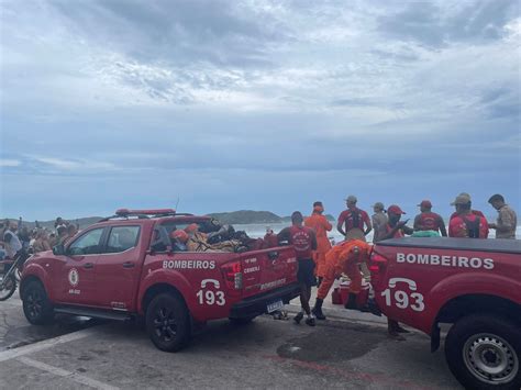 Adolescente Desaparece Ap S Ser Puxado Pelo Mar Na Praia Do Forte Em