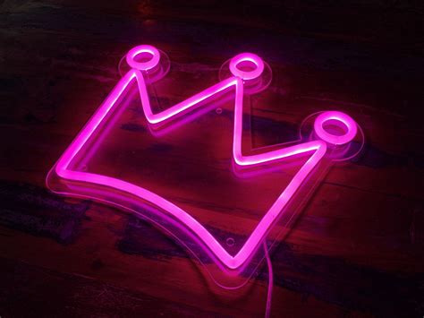 Neon Pink Aesthetic Wallpapers Top Free Neon Pink Aesthetic Backgrounds Wallpaperaccess